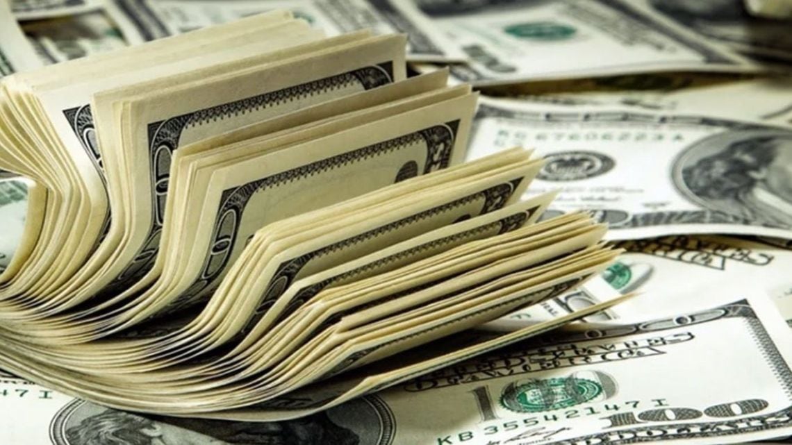 El blue suma cinco pesos en la rueda del martes y la referencia de tarjeta se mantiene como la más cara del relevamiento
