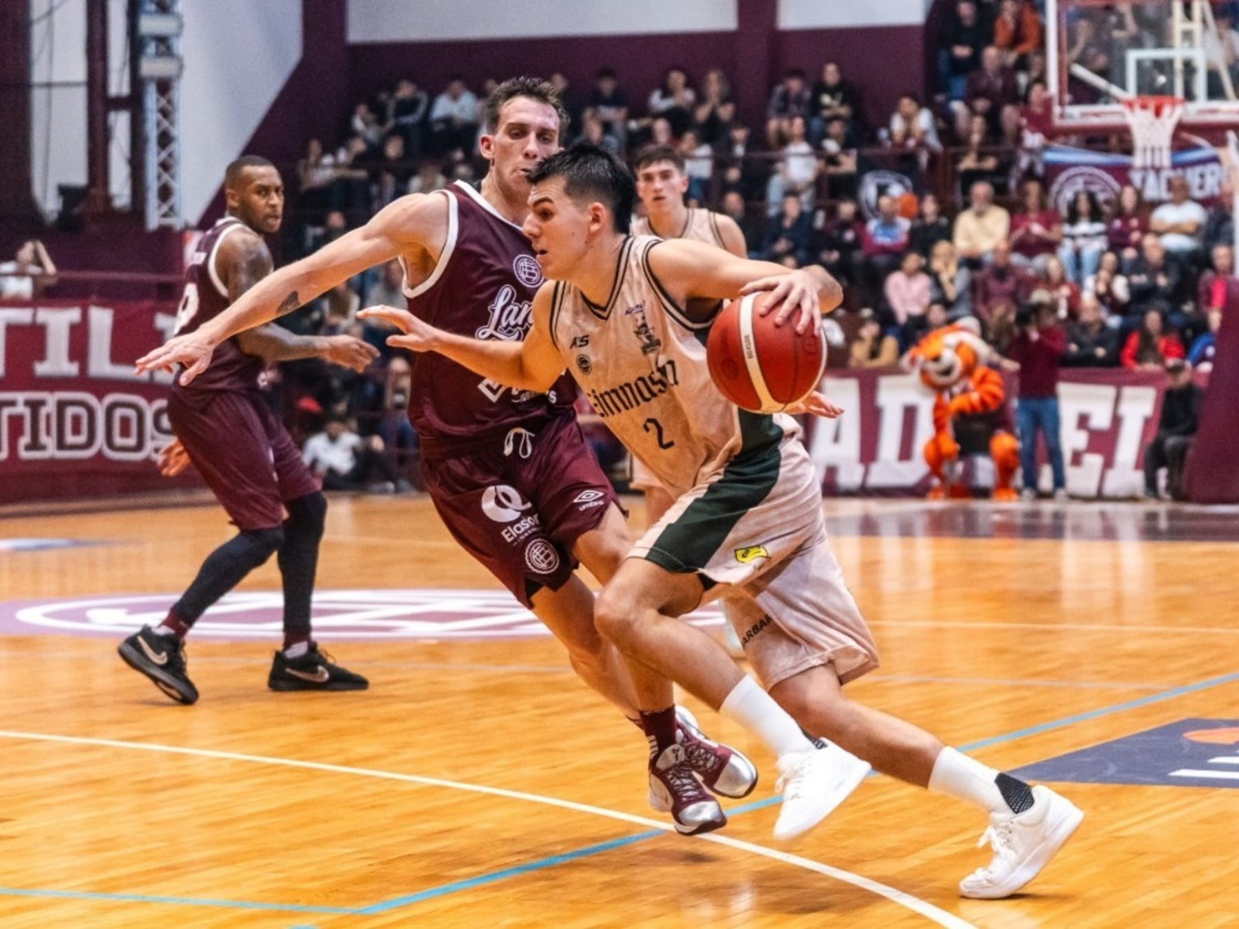 Gimnasia arrancó el bicampeonato con una paliza en el Rotili y Lanús ya sabe qué tiene que arreglar
