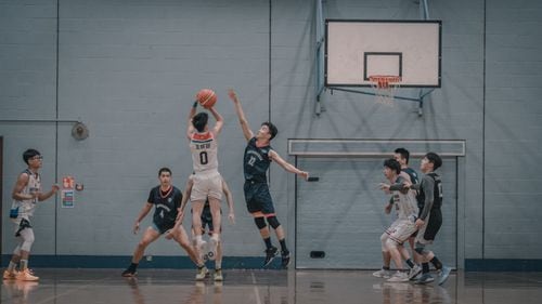 El invicto del Valencia no se mancha ni en Francia: Mirotic y Shorts se cargan al hombro la quinta al hilo en la Euroliga