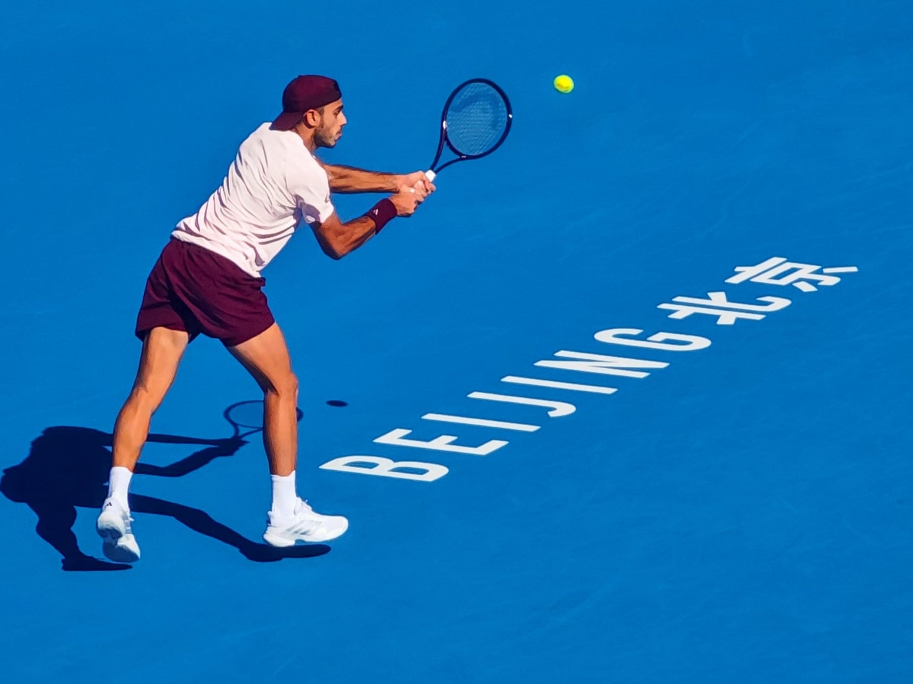 Cerúndolo se sacó de encima al neerlandés y va por Mensik en el ATP 500 de Pekín