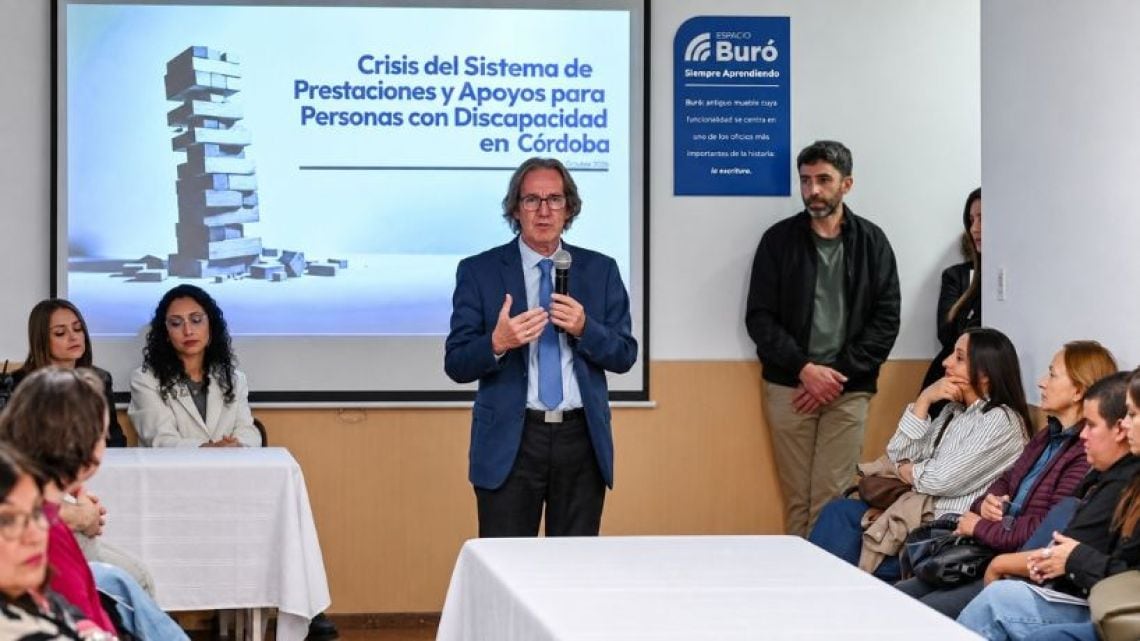 Vivir en la espera: cómo se siente, en una familia de Córdoba, el tiempo que tarda el Estado en responder