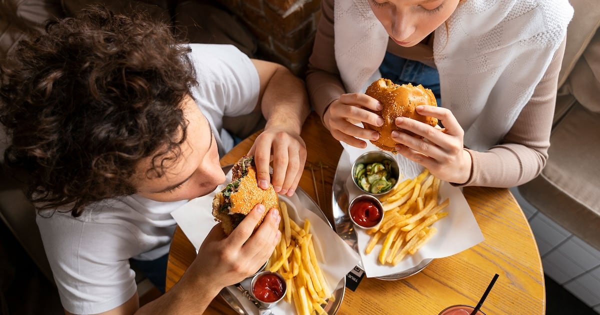 Más allá del contador de nutrientes: por qué dos comidas iguales pueden no reaccionar igual en el cuerpo