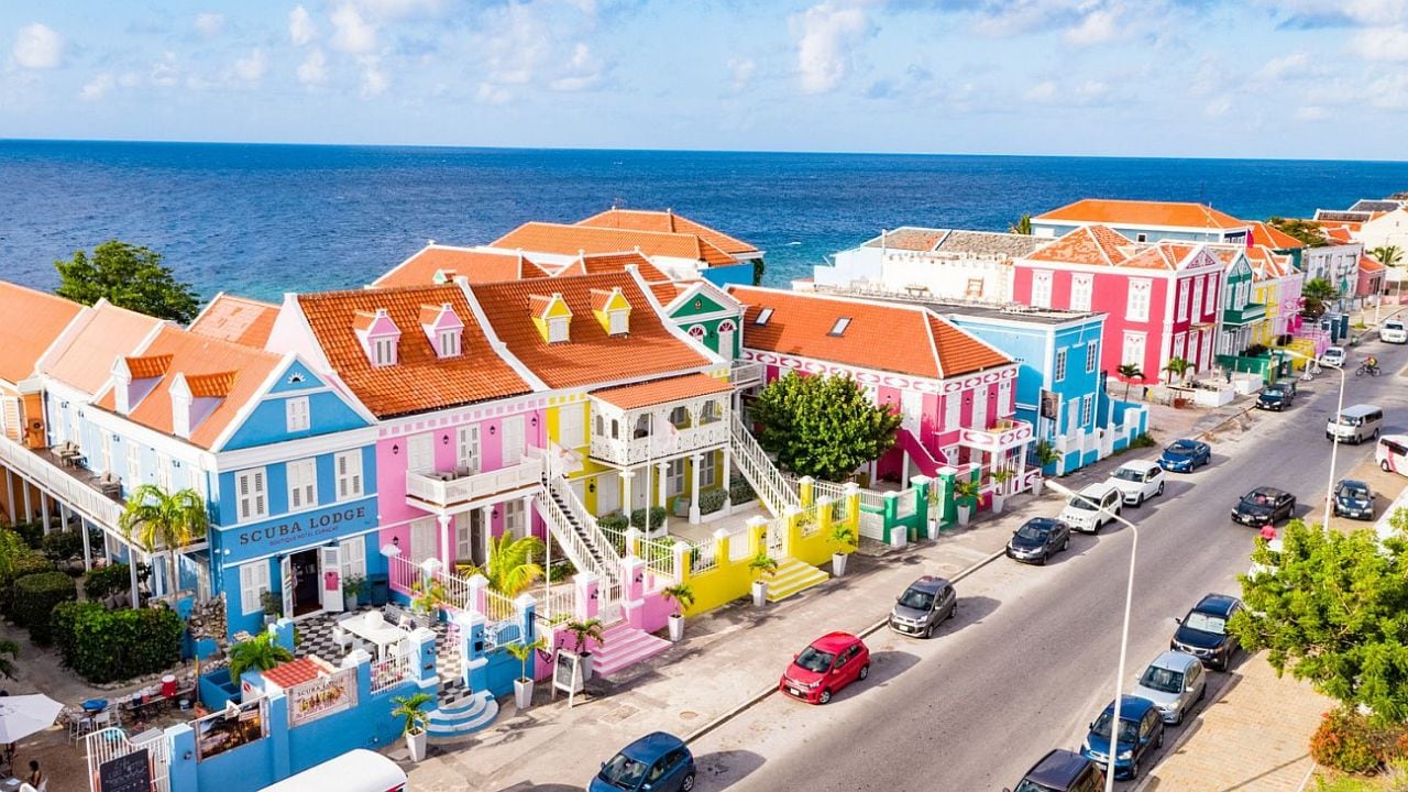 Curazao, más allá del mar: playas, Willemstad y una travesía en buggy por la costa oeste