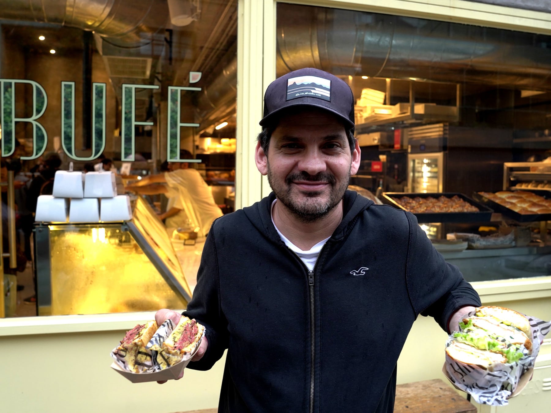 Un pasillo de Núñez se convirtió en paseo gastronómico: pastas frescas, panes y chacinados que cortan la semana