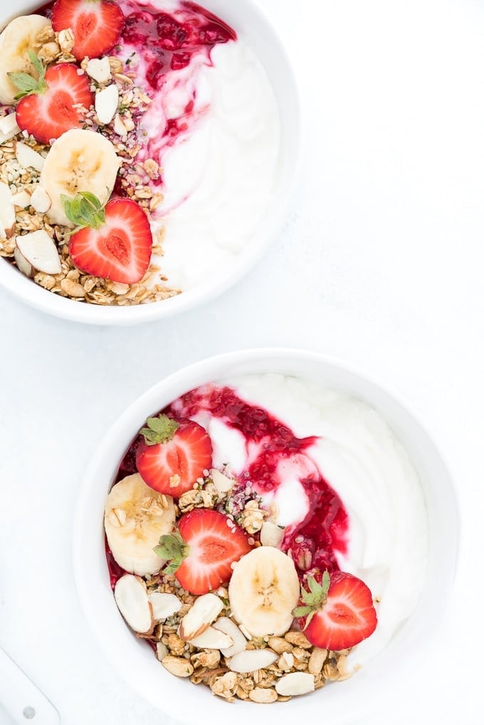 El yogur griego y el hígado: por qué un solo alimento no alcanza, aunque sume a una dieta saludable