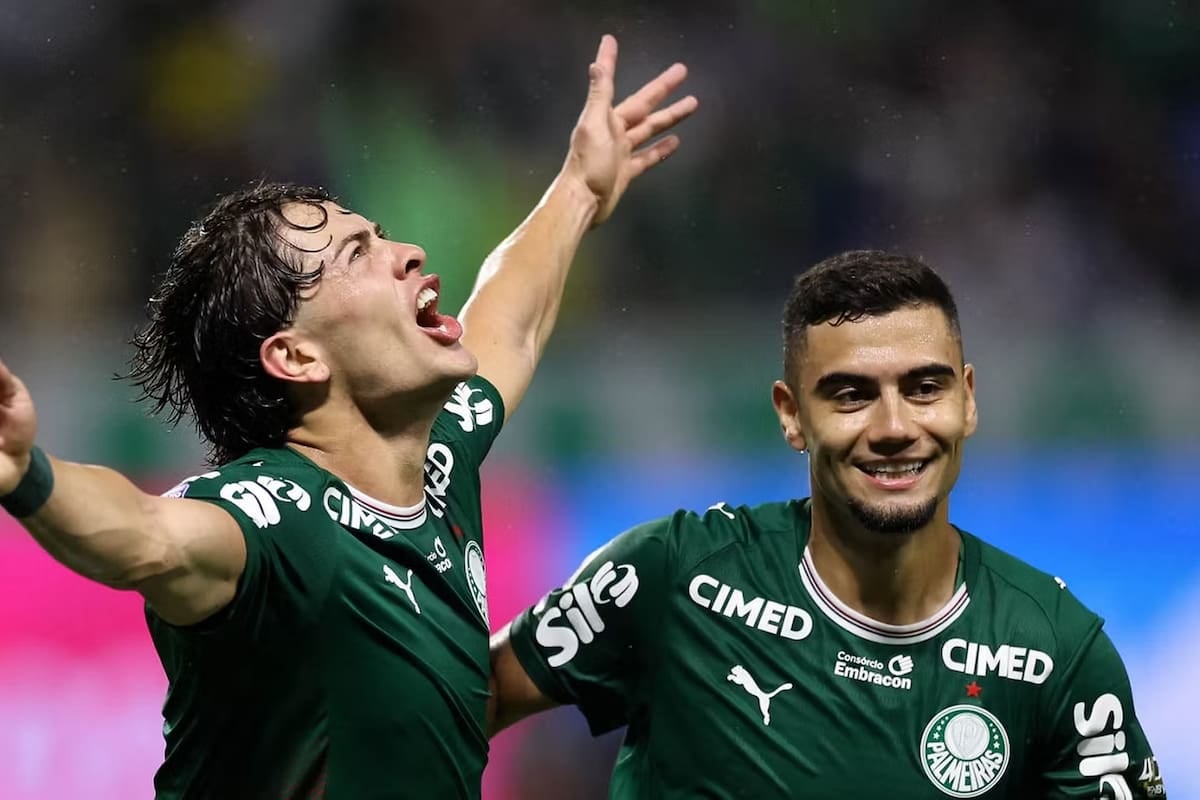 Giay se vistió de estrella y Seedorf se calza el buzo de un Corinthians que se cae a pedazos