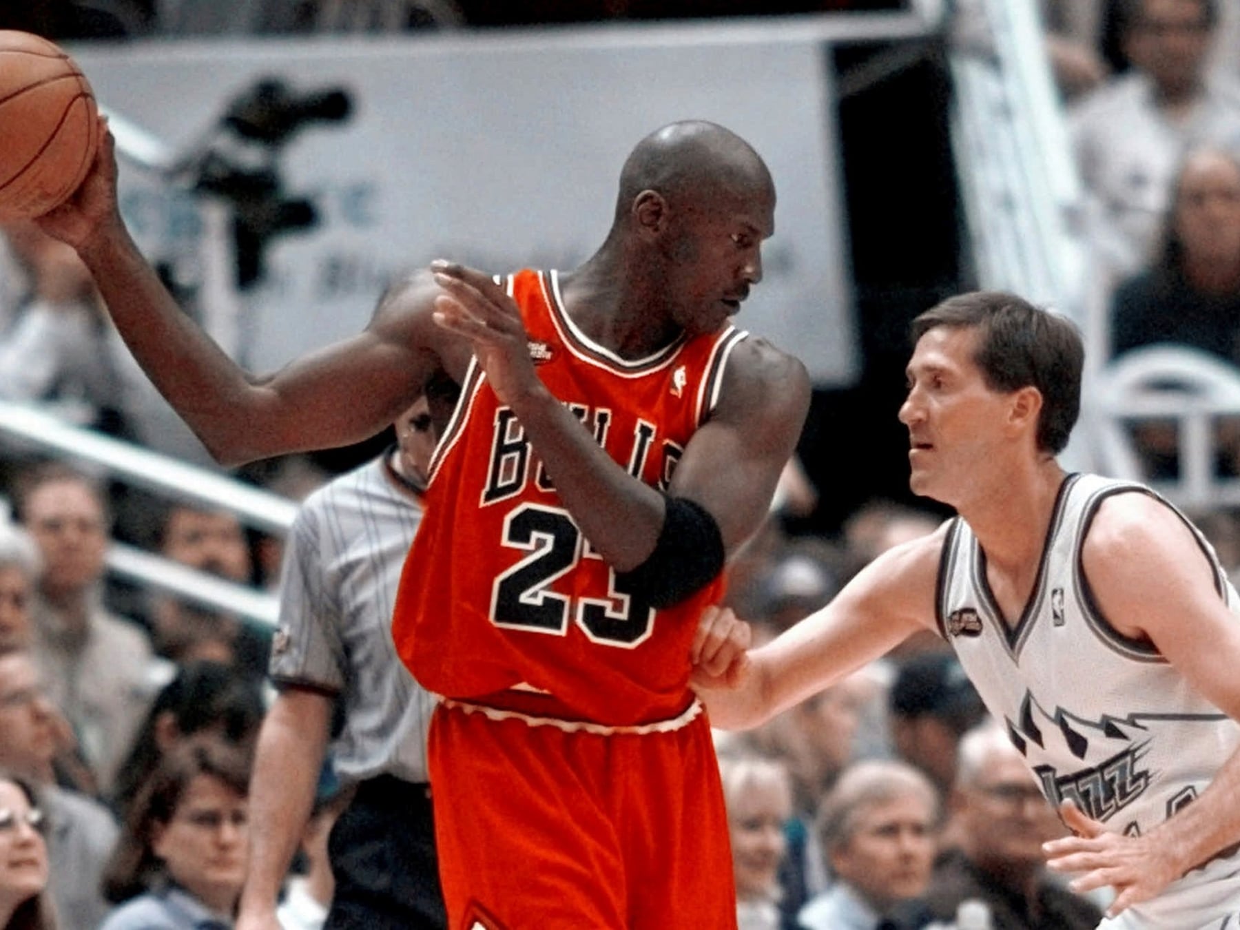 Catorce millones por una camiseta de MJ: el delirio no se frena
