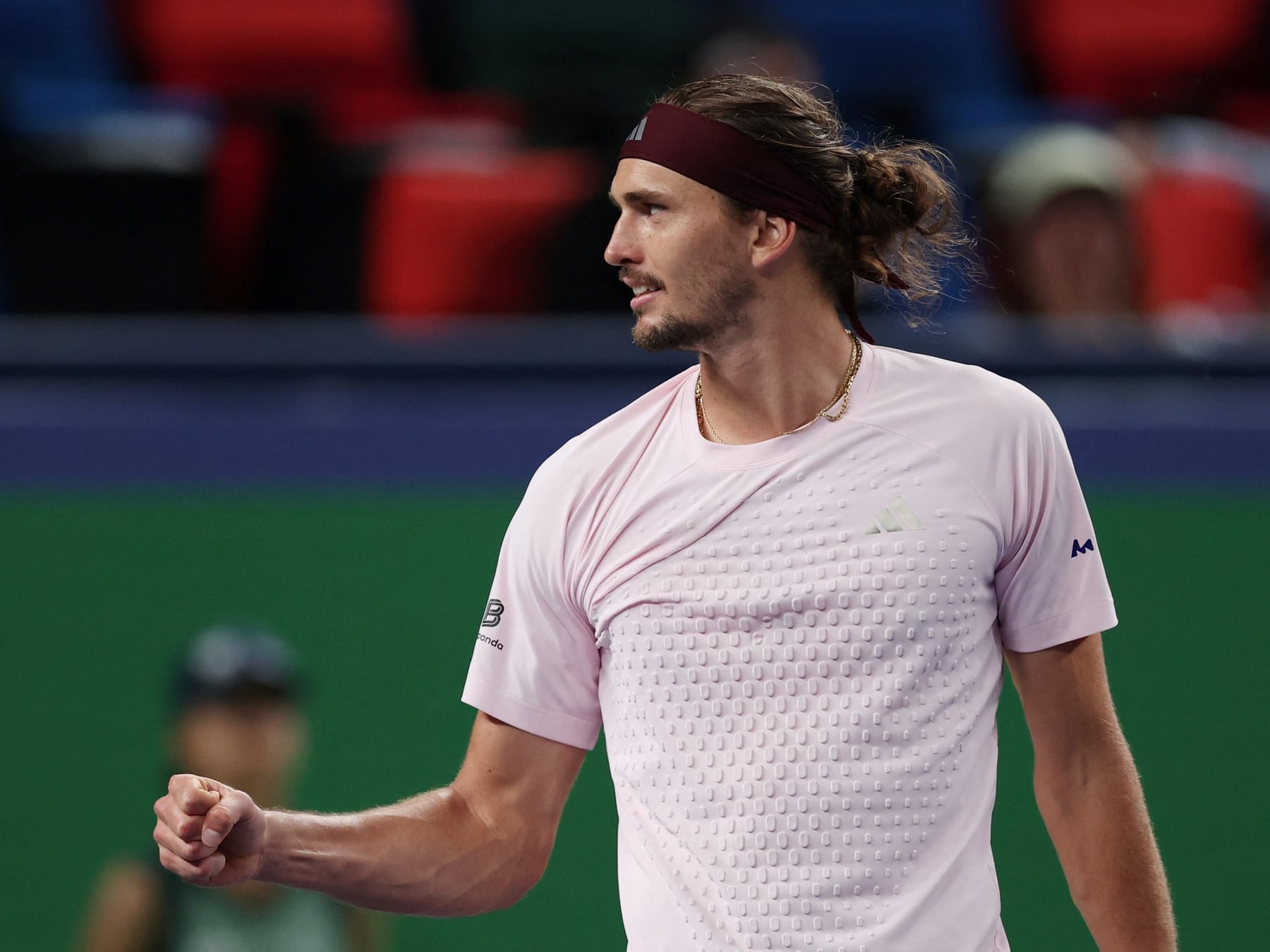 Zverev hizo los deberes en Shanghai y se regaló el número uno del año