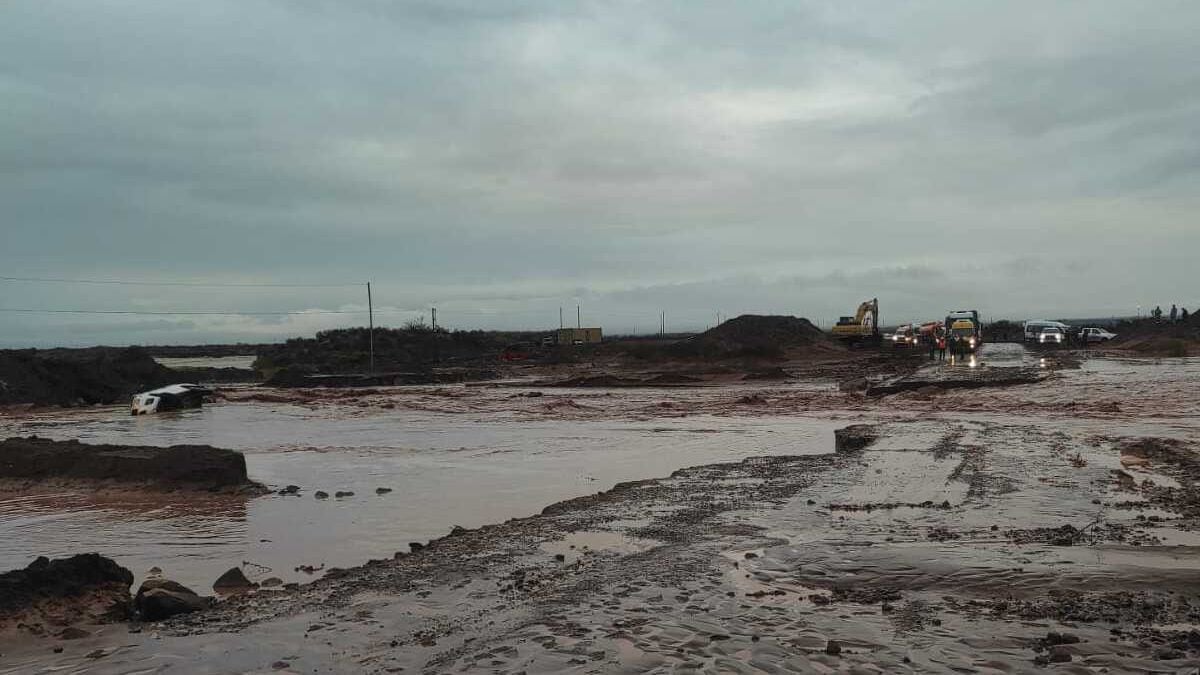 Rincón de los Sauces bajo el agua: más de medio centenar de auxilios y una salida vecinal que se hace esperar