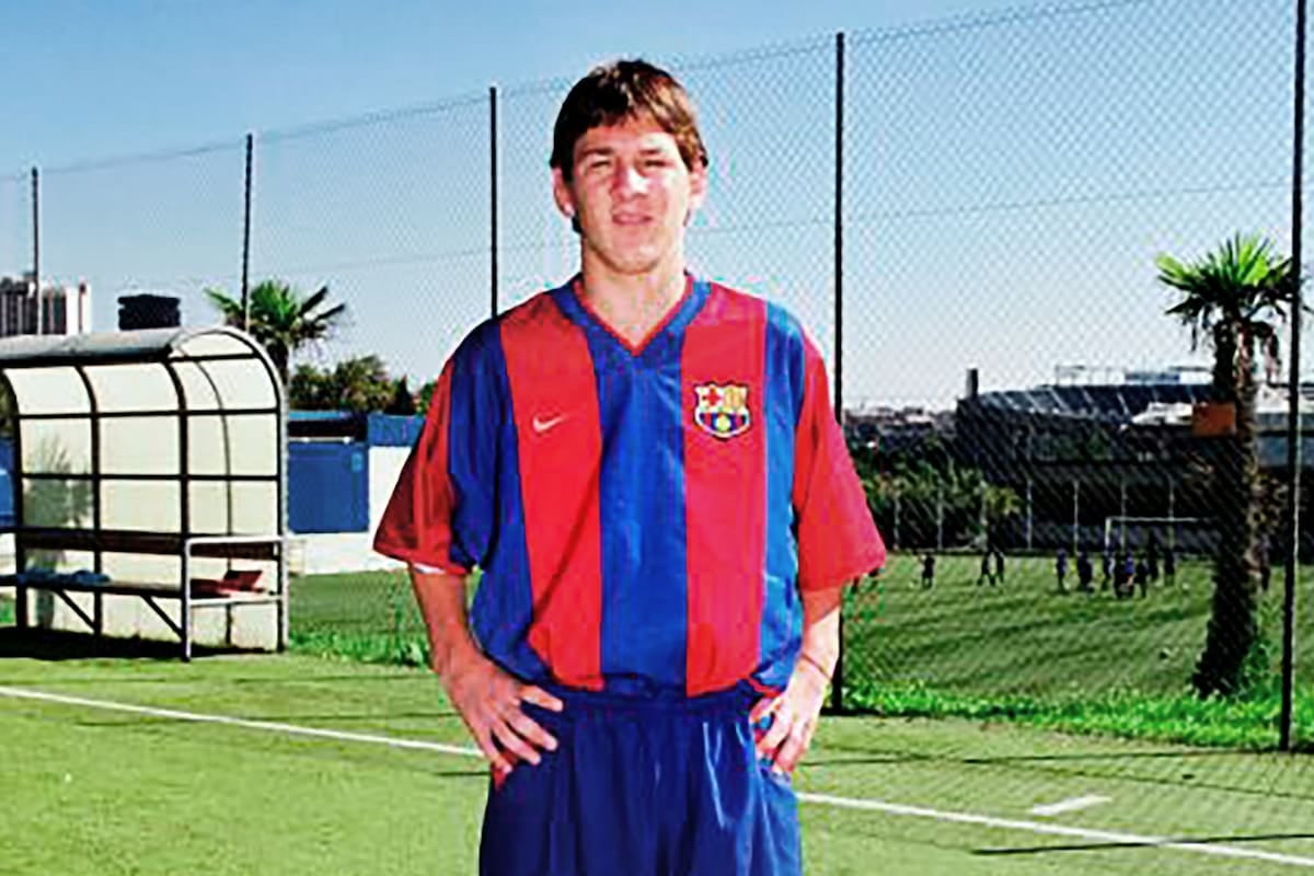 La servilleta que le ganó a los informes: a Messi lo rechazaban por flaco y ya lleva 672 goles en Barcelona