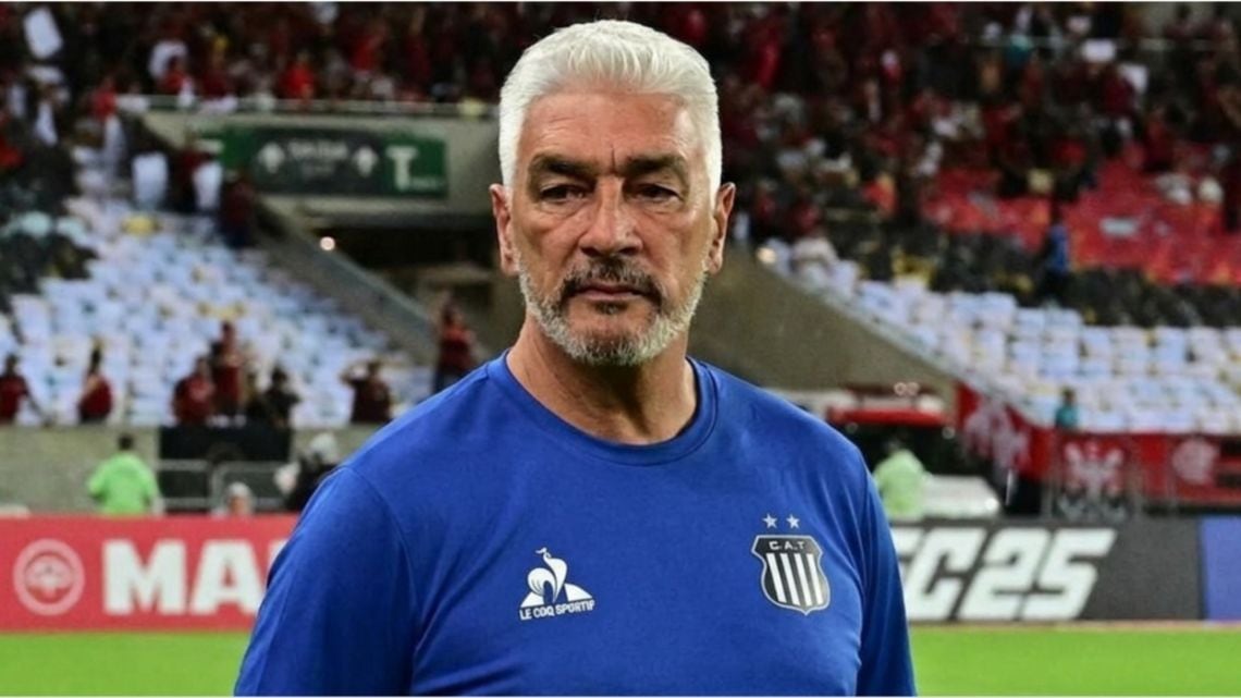 Talleres se hunde en La Bombonera y De Felippe estalla: "Estoy caliente, no enojado"