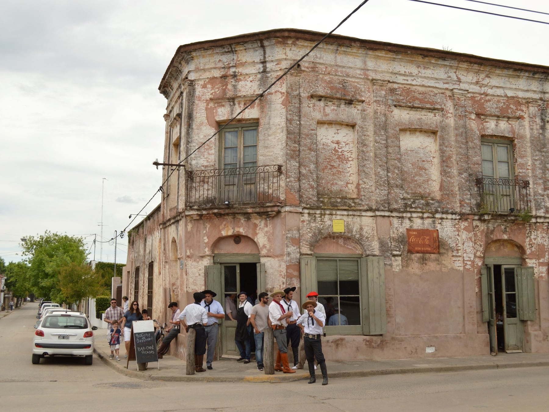 San Antonio de Areco, más allá del gaucho: un circuito de oficios donde la pieza única se defiende a mano