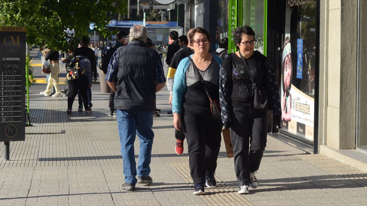 La paradoja del regalo caro: en Neuquén se pagó más y se llevó menos en el Día de la Madre