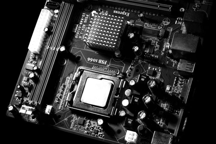 Placas conIllustration anime: GIGABYTE lleva el diseño a dos nuevas motherboards AM5