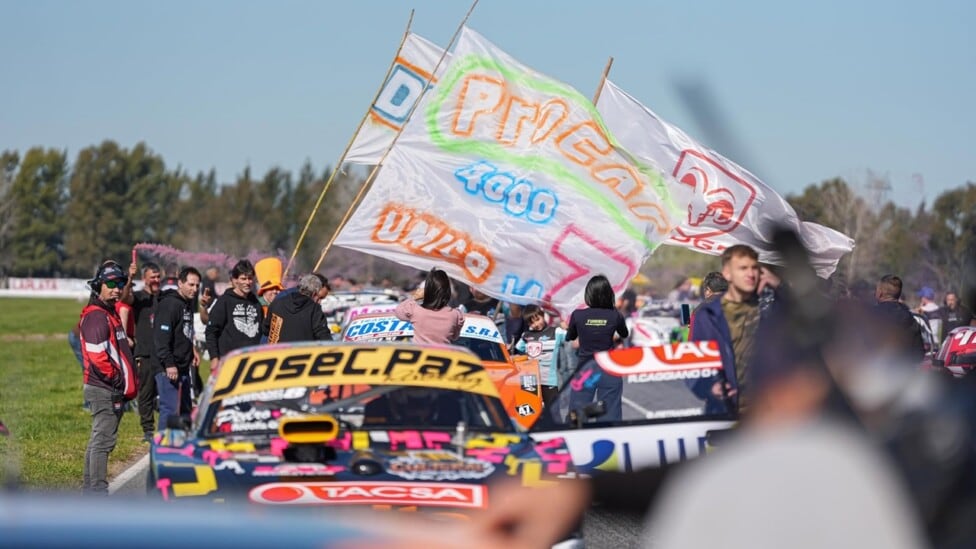 José C. Paz Racing salió de La Plata con doblete y Copa de Oro al frente