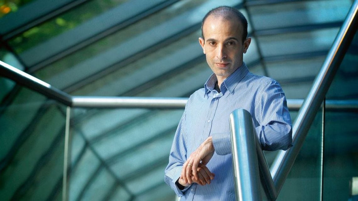 Harari advirtió sobre una inteligencia artificial capaz de dominar las finanzas